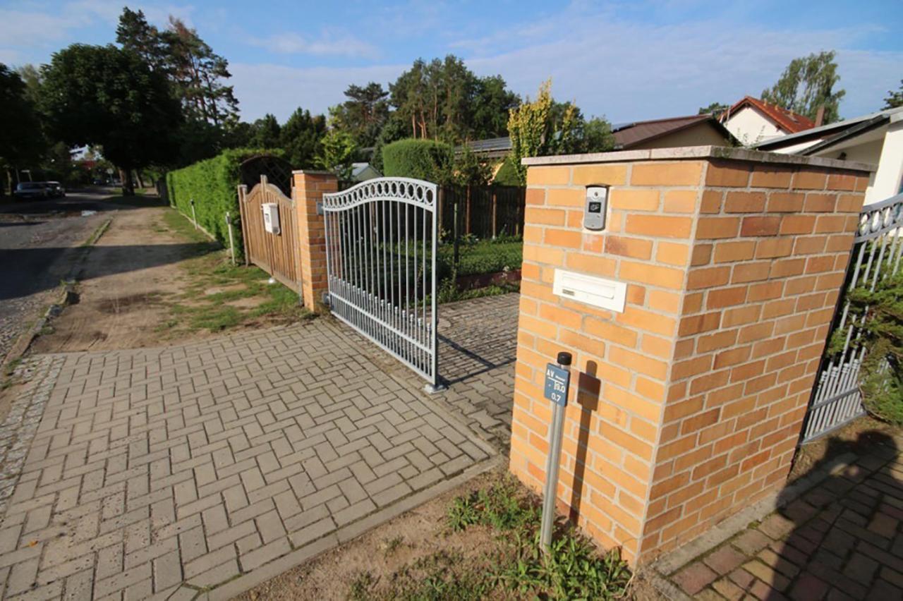 Lovely Hohen Neuendorf Extérieur photo